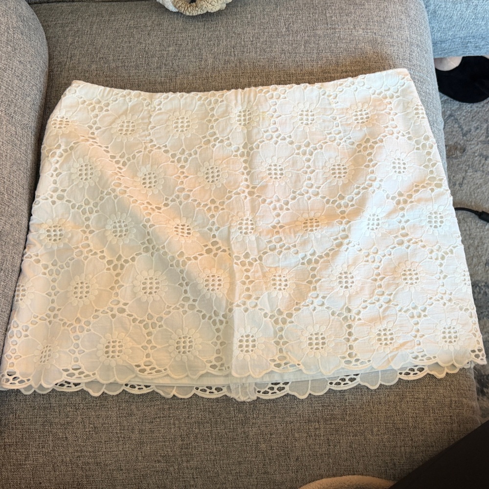 Lilly Pulitzer White Floral Lace Mini Skirt
